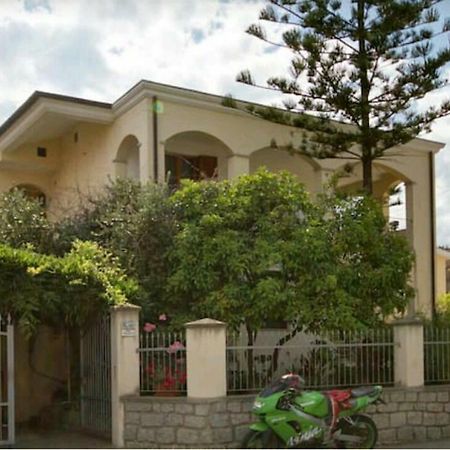 Il Comandante Villa Santa Maria Navarrese Eksteriør bilde